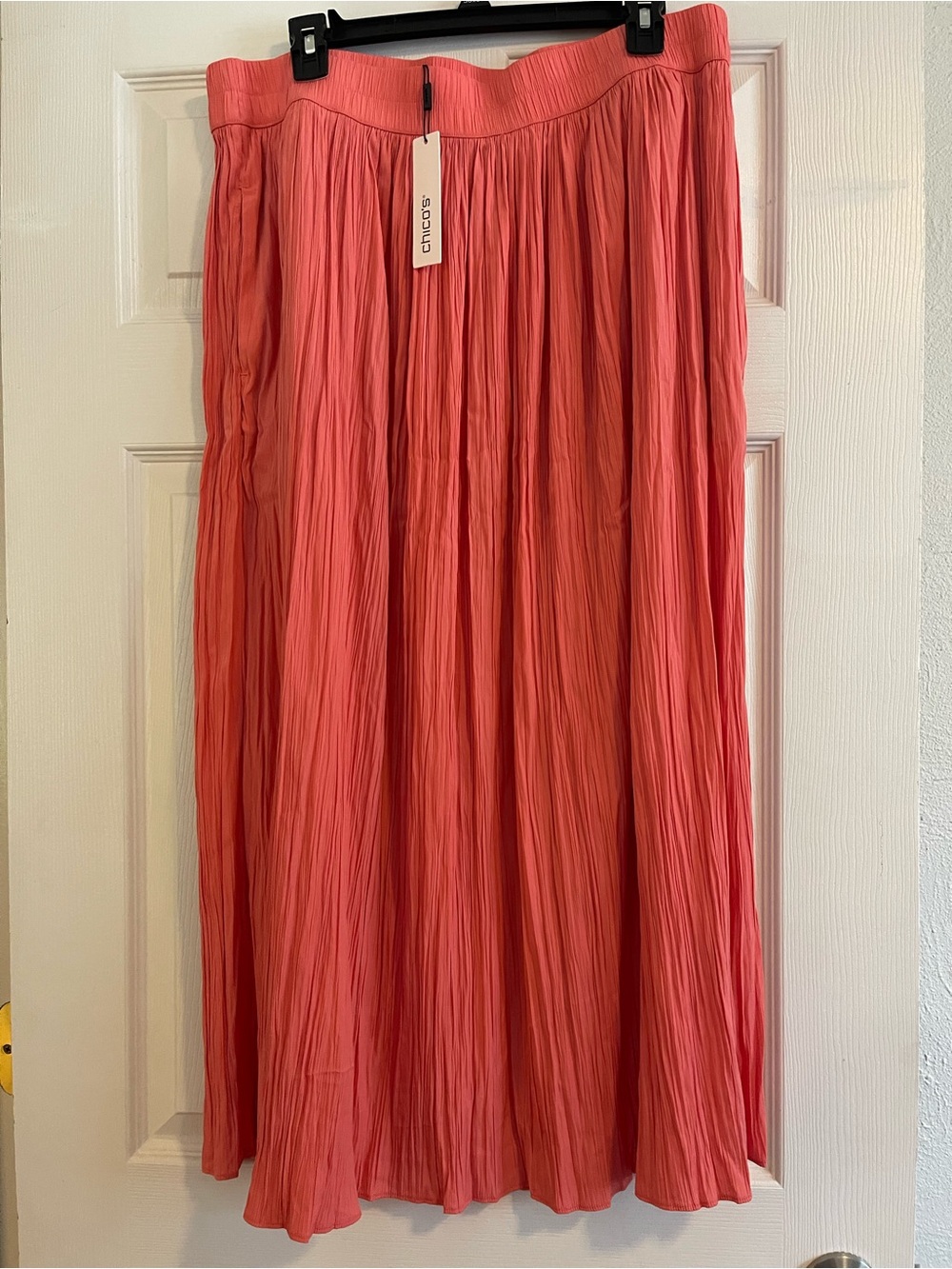 Chico's melon pink pleated Midi Skirt pull on elastic waist (retails $99)